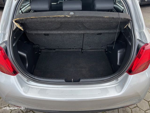 Toyota Yaris 1.0 VVT-i Comfort - 6