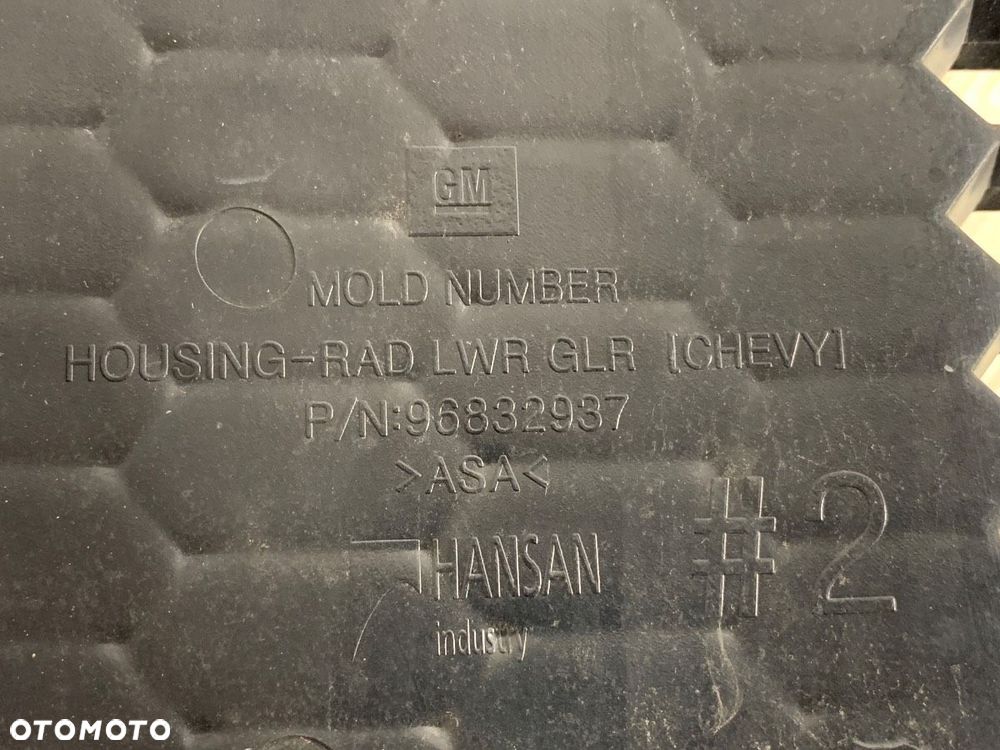 ATRAPA GRILL  CHEVROLET CRUZE liftback (J305) 2010 - 2022 1.8 104 kW [141 KM] benzyna 2011 - 2022 - 4