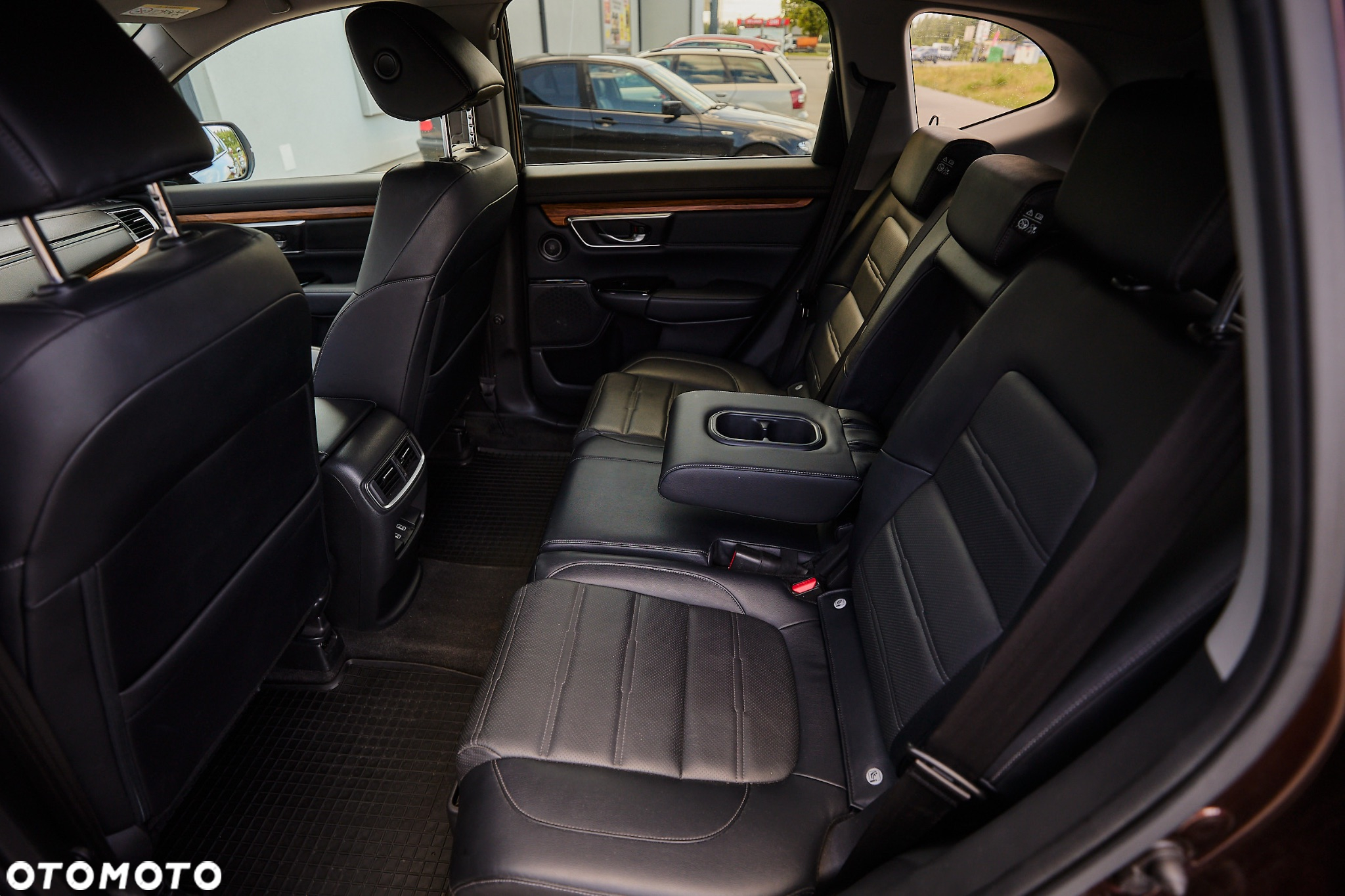 Honda CR-V 1.5 Lifestyle (Honda Connect+ / 7 os.) CVT - 11