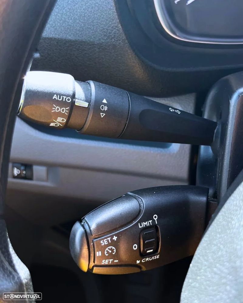 Peugeot EXPERT 226C 1.6BlueHDI95Pre - 23