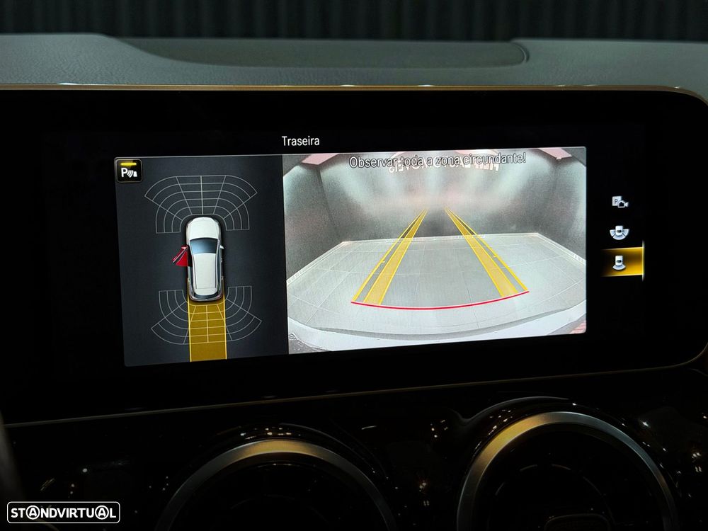 Mercedes-Benz B 180 d AMG Line - 20