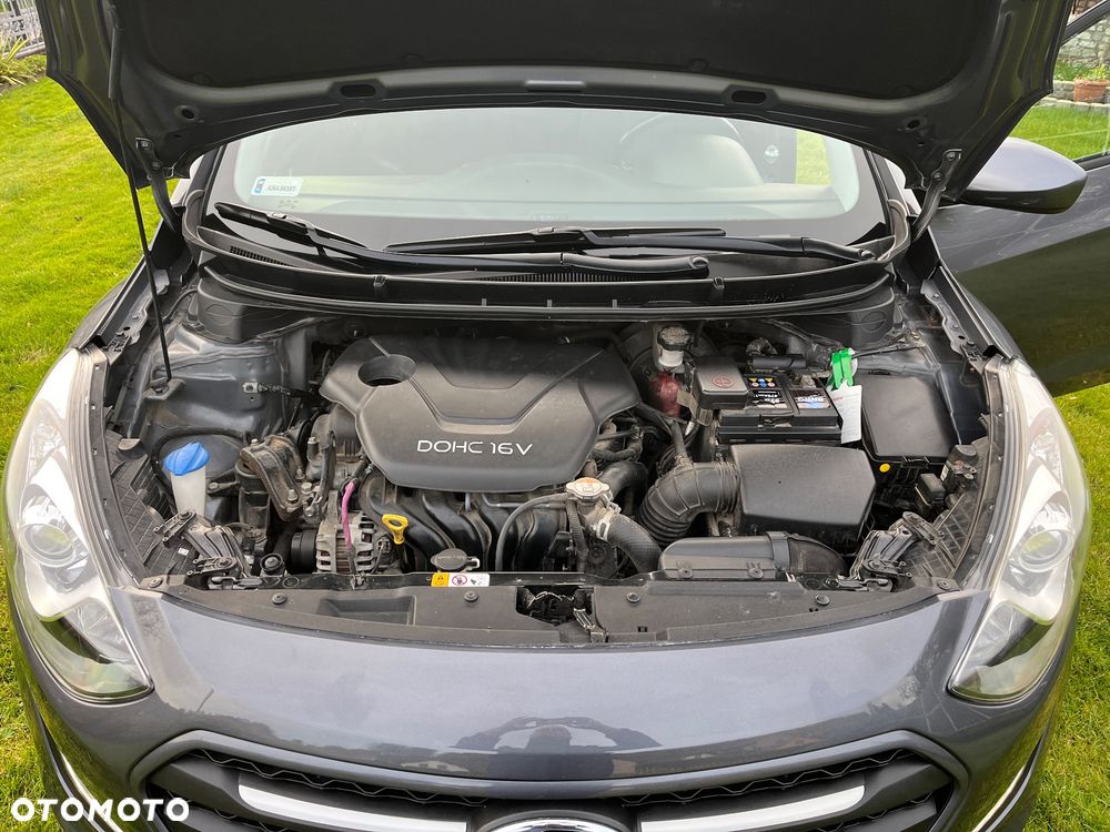 Hyundai i30 - 17