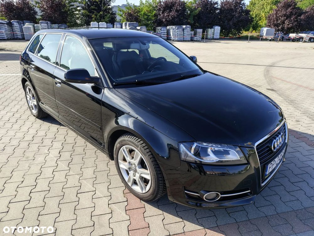 Audi A3 Sportback 2.0 TDI DPF Ambition - 1