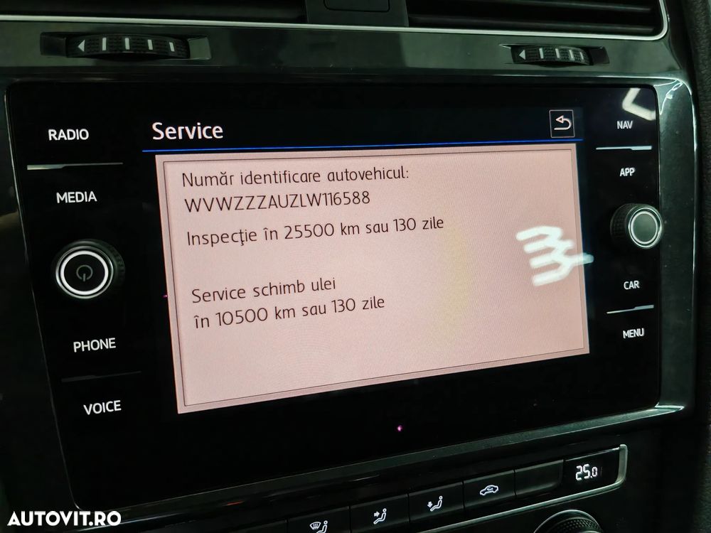 Volkswagen Golf 2.0 TDI (BlueMotion Technology) DSG Comfortline - 24
