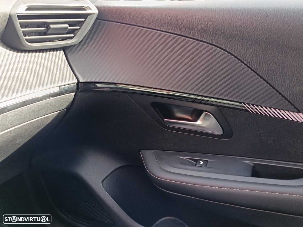 Peugeot 208 1.2 Hybrid Allure e-DCS6 - 18