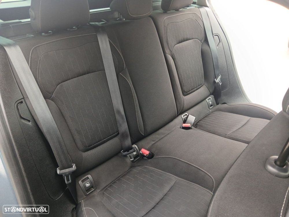 Renault Mégane 1.5 Blue dCi Limited - 12