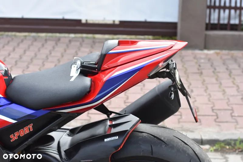 Honda CBR - 31