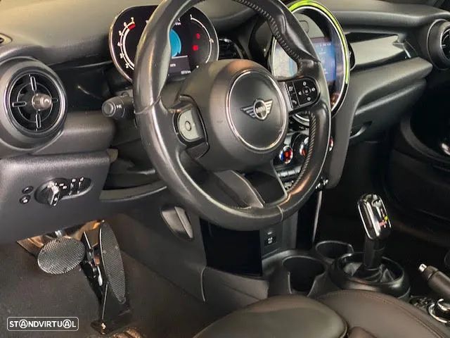 MINI Cabrio Cooper Auto - 19