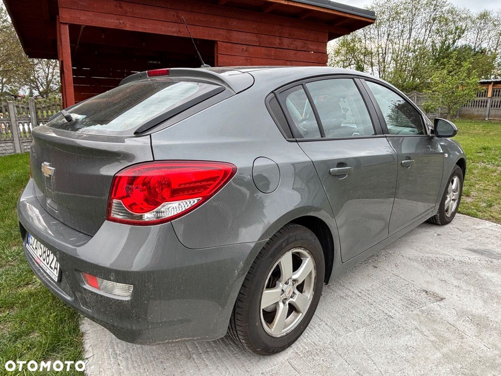 Chevrolet Cruze - 3