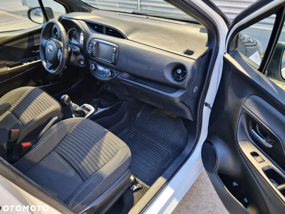Toyota Yaris 1.5 Selection - 22