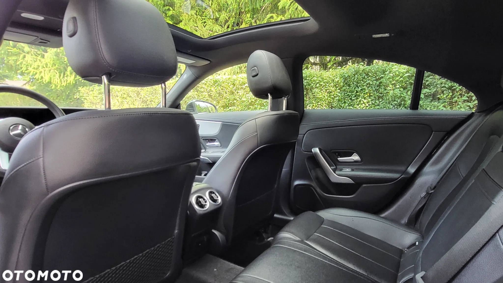 Mercedes-Benz CLA 250 7G-DCT AMG Line - 18
