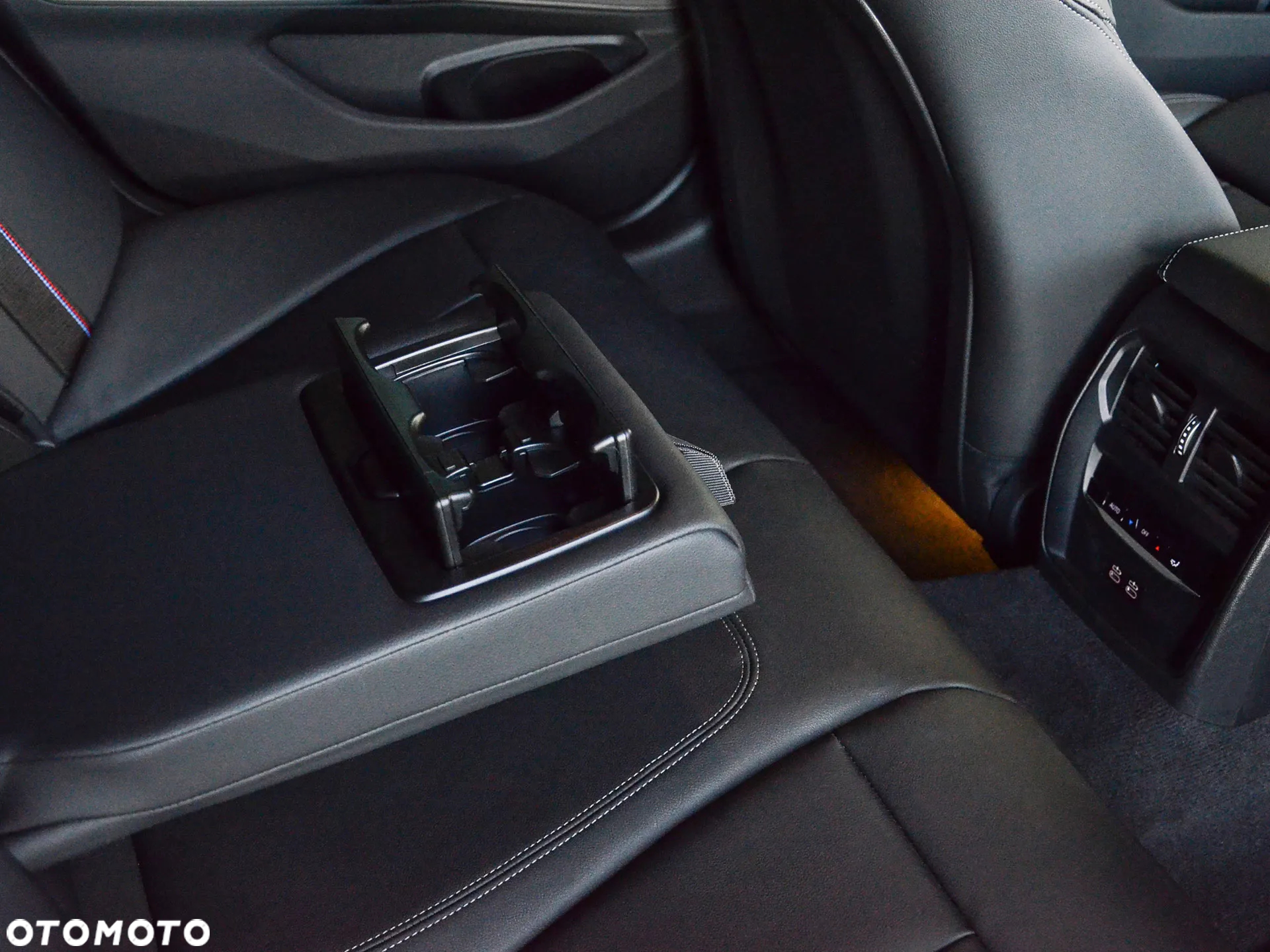 BMW Seria 3 - 24