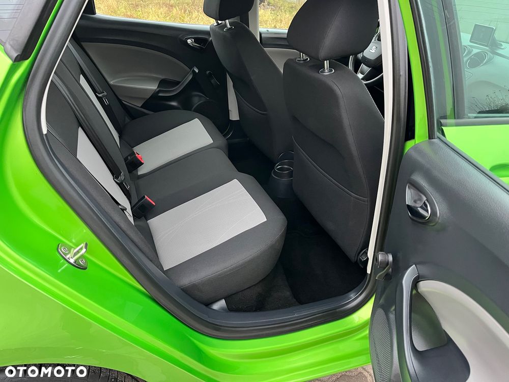 Seat Ibiza 1.4 16V Style Salsa - 25