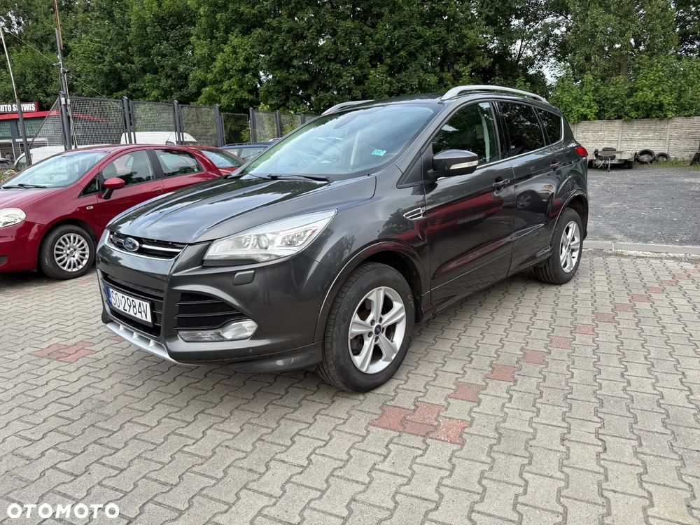 Ford Kuga - 1