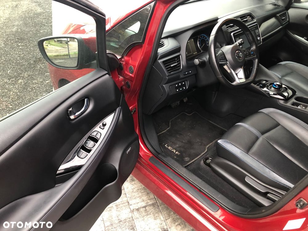 Nissan Leaf 40 kWh TEKNA - 8