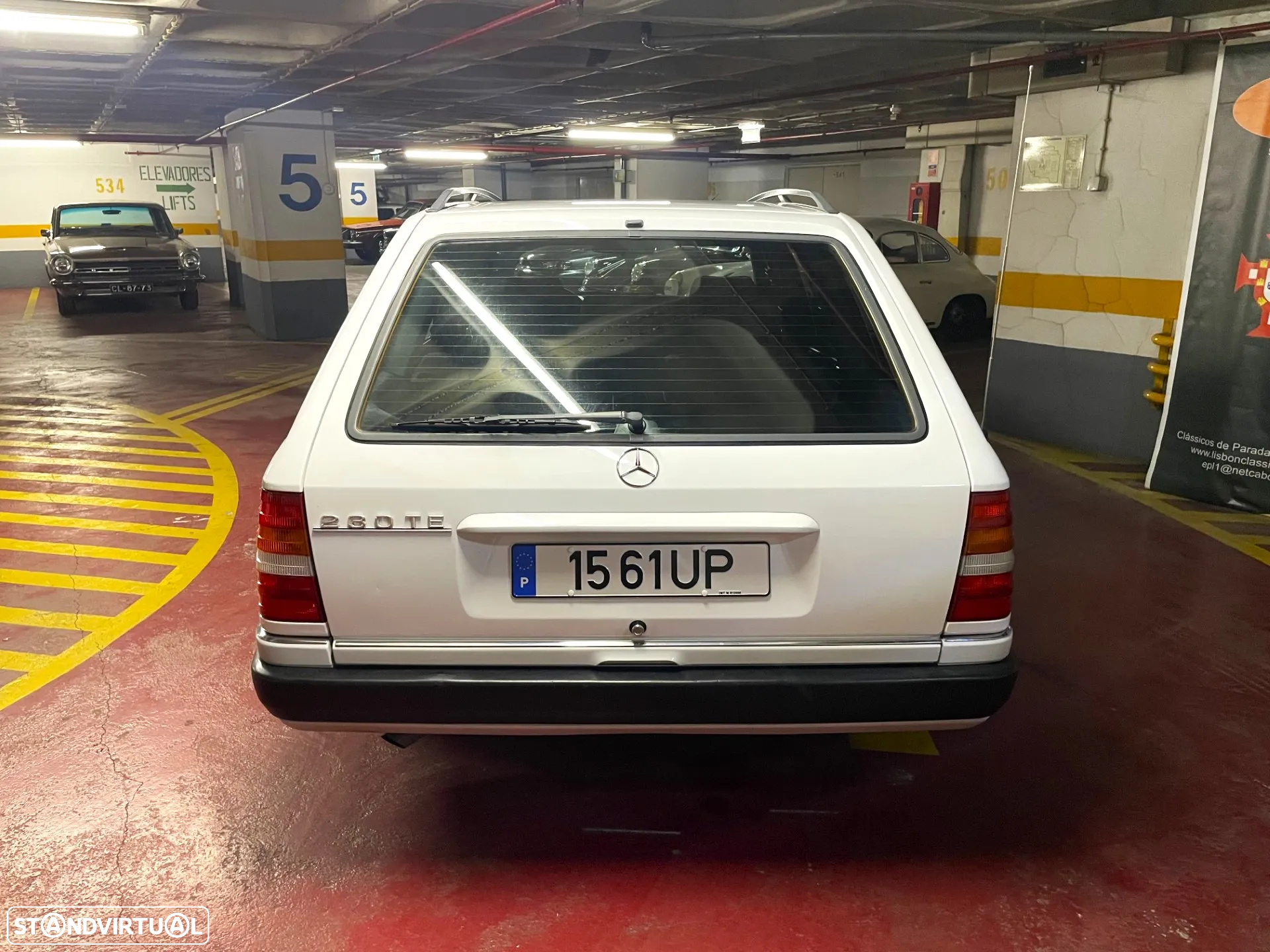 Mercedes-Benz 230 - 3