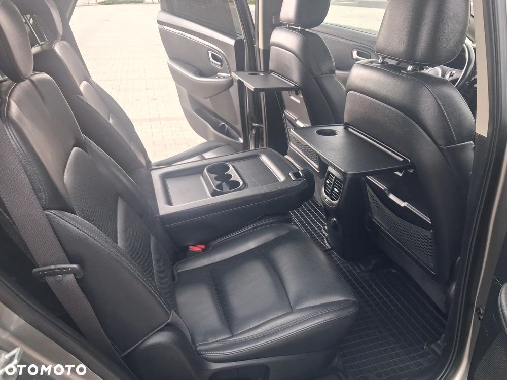 Kia Carens 1.7 CRDi 136 Fifa World Cup Edition - 28
