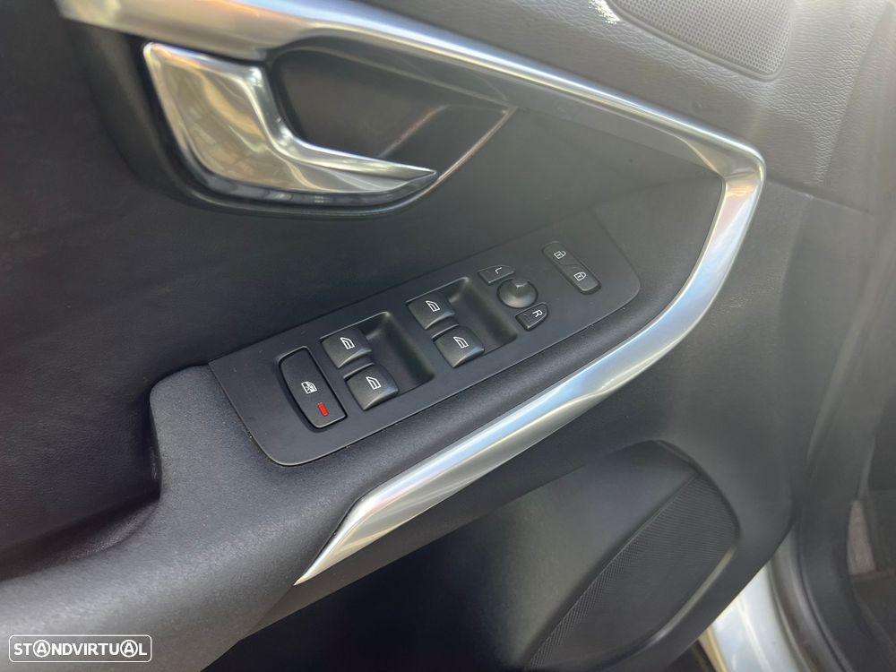 Volvo V40 1.6 D2 R-Design Momentum - 11