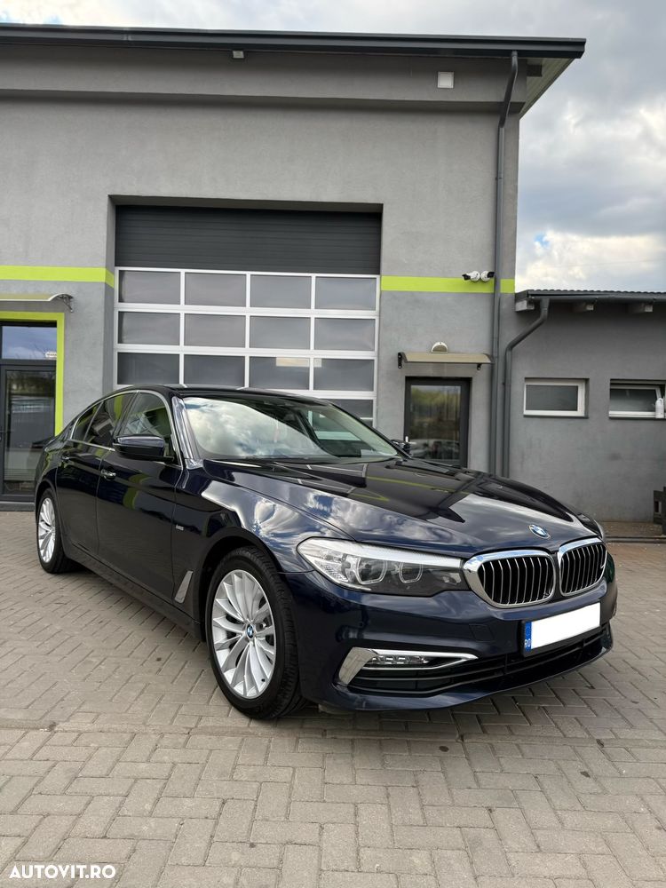 BMW Seria 5 520d xDrive Aut. Luxury Line - 2