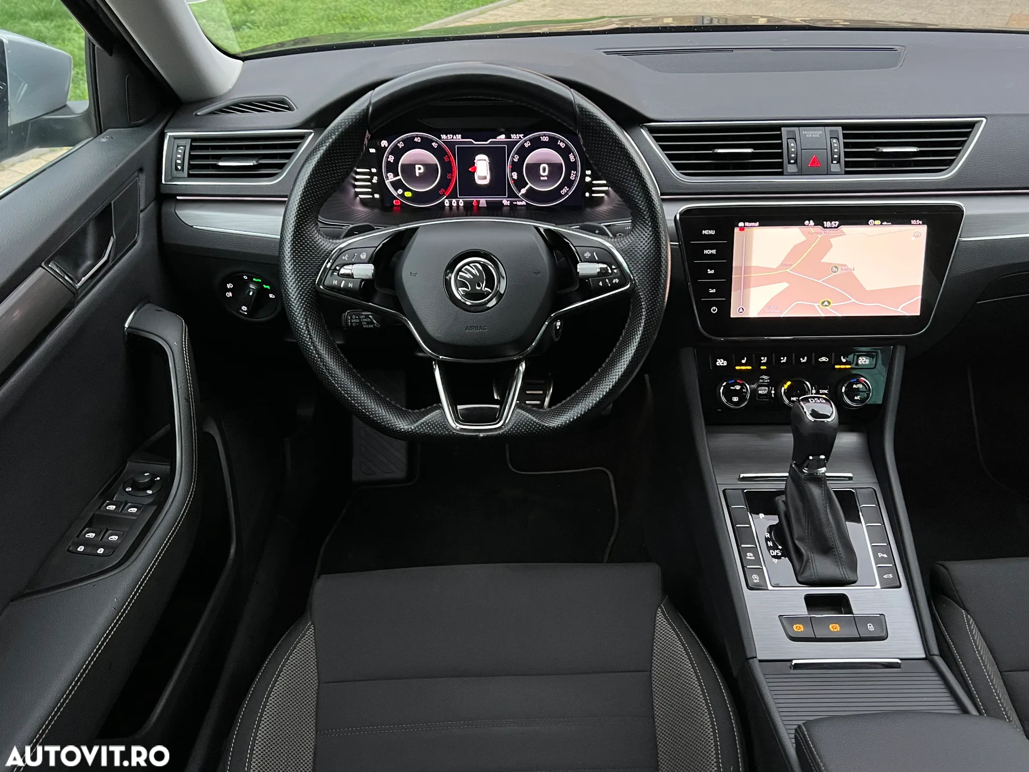 Skoda Superb Combi 2.0 TDI 4x4 DSG Scout Final Edition - 5