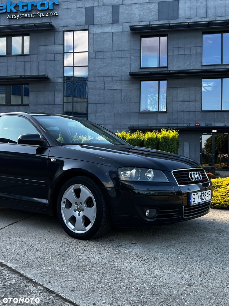 Audi A3 3-drzwiowe 2.0 TDI Attraction DSG - 3