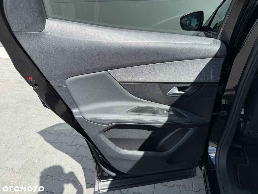 Peugeot 3008 1.5 BlueHDi Crossway S&S EAT8 - 32