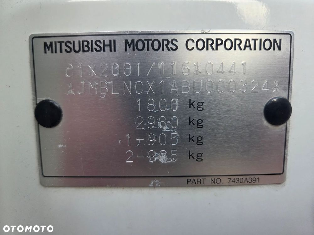 Mitsubishi Lancer - 8