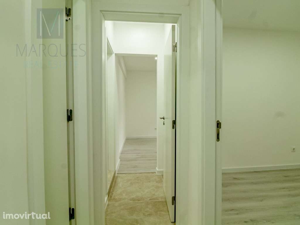 Apartamento T2 Remodelado na Cova da Piedade - Grande imagem: 5/12