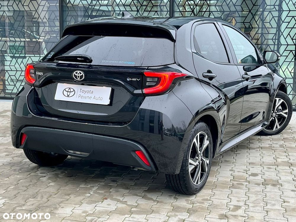 Toyota Yaris Hybrid 1.5 Style - 12