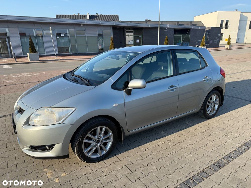Toyota Auris - 4