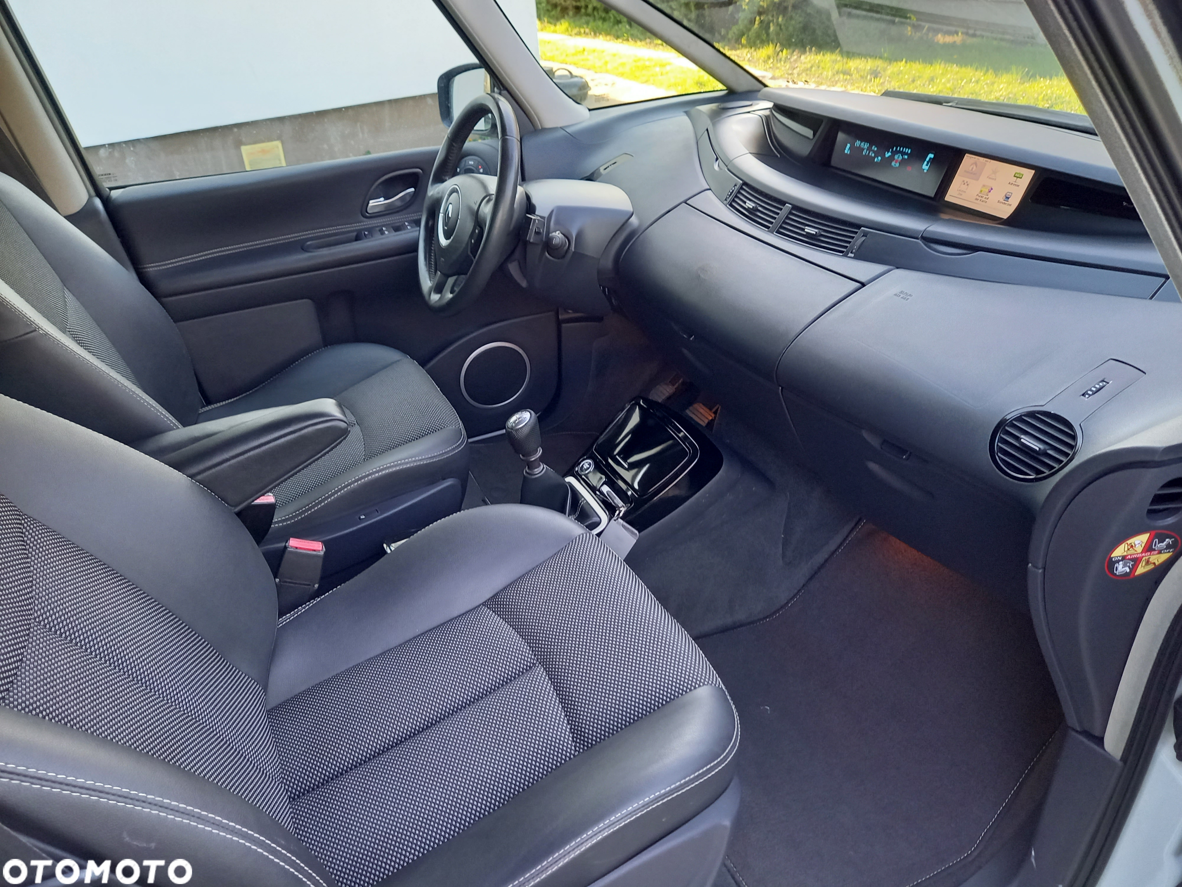 Renault Espace 2.0 dCi FAP Privilege - 40