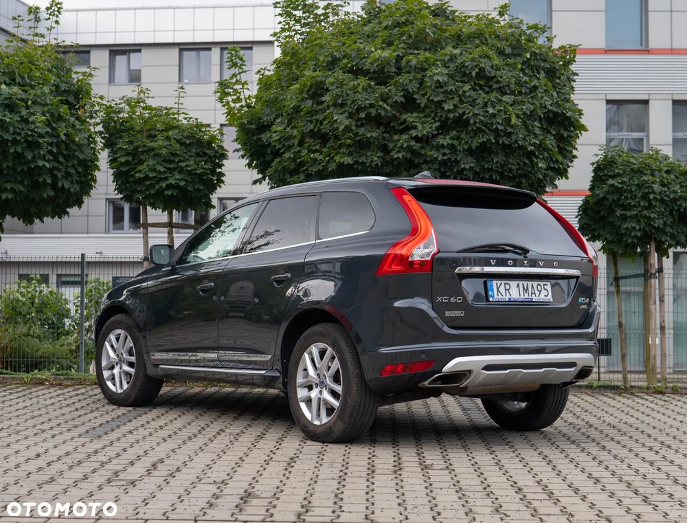 Volvo XC 60 D4 AWD Summum - 17