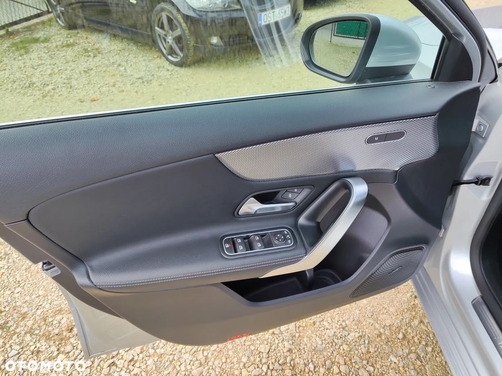 Mercedes-Benz Klasa A 220 7G-DCT Style - 20