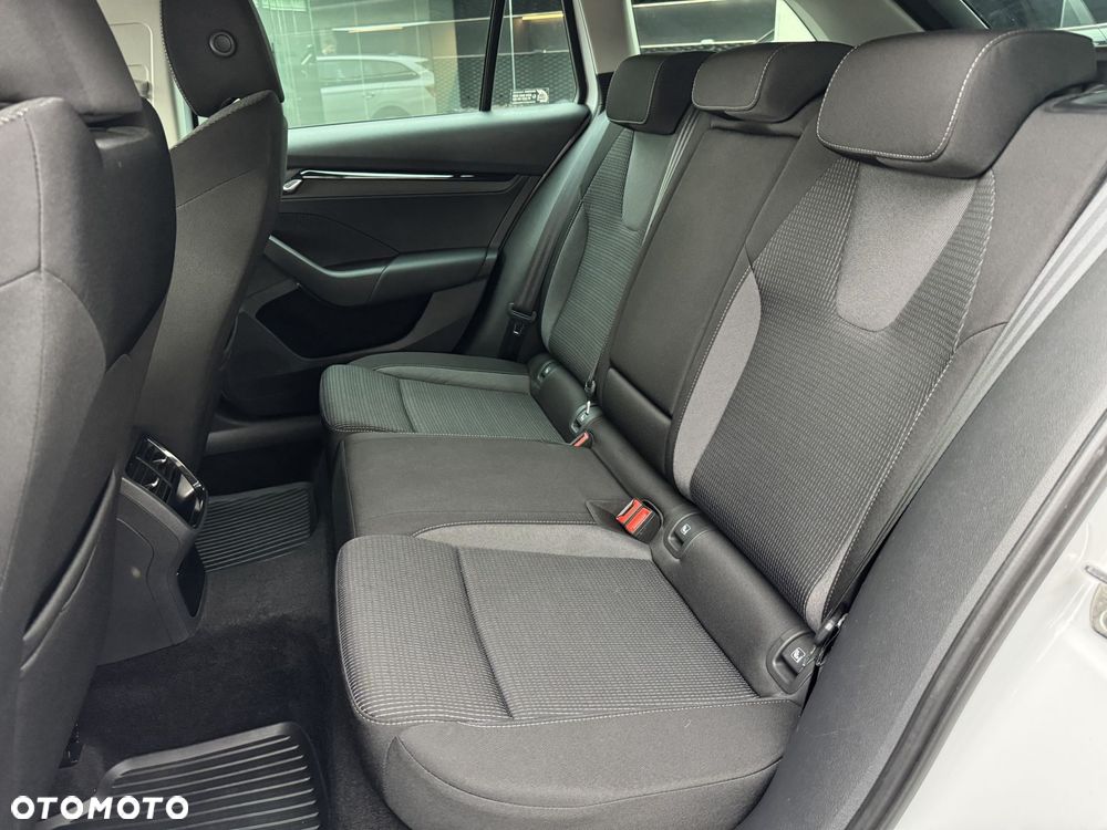 Skoda Octavia 2.0 TDI Ambition DSG - 15