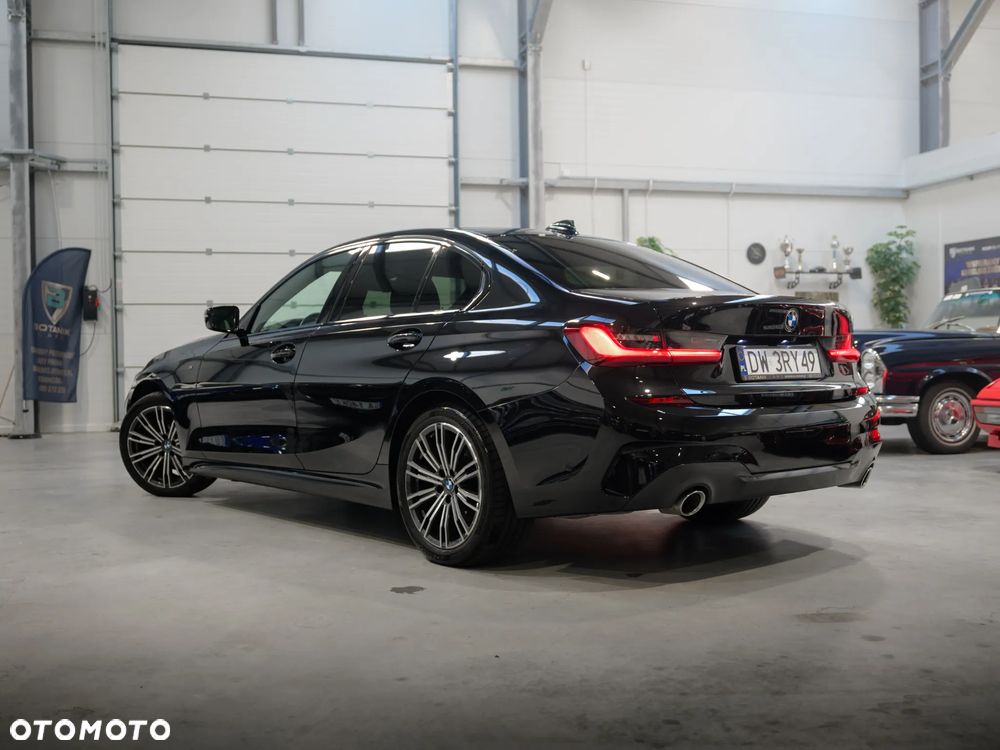 BMW Seria 3 320d xDrive M Sport sport - 6