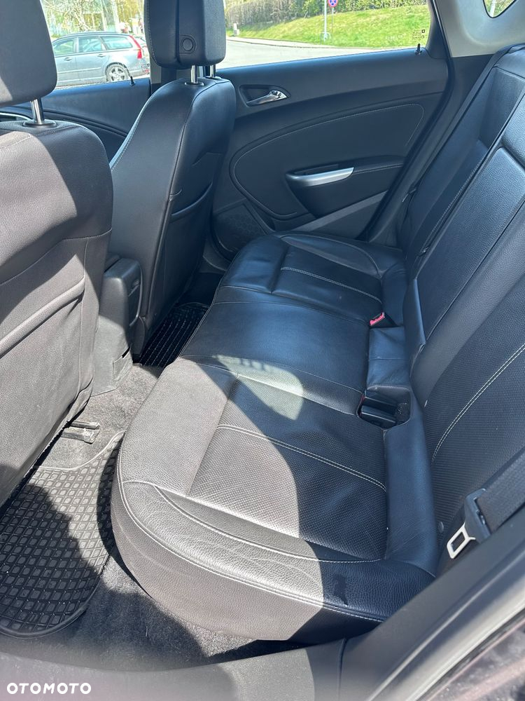 Opel Astra - 8