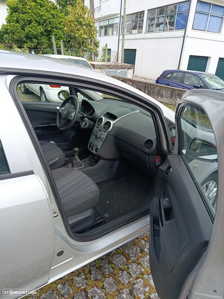 Opel Corsa - 12