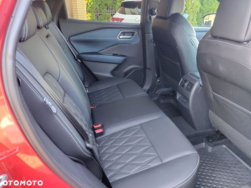 Nissan Qashqai 1.3 DIG-T MHEV Xtronic Tekna+ - 27