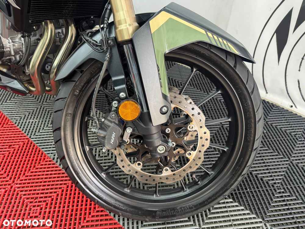 Honda CB - 35