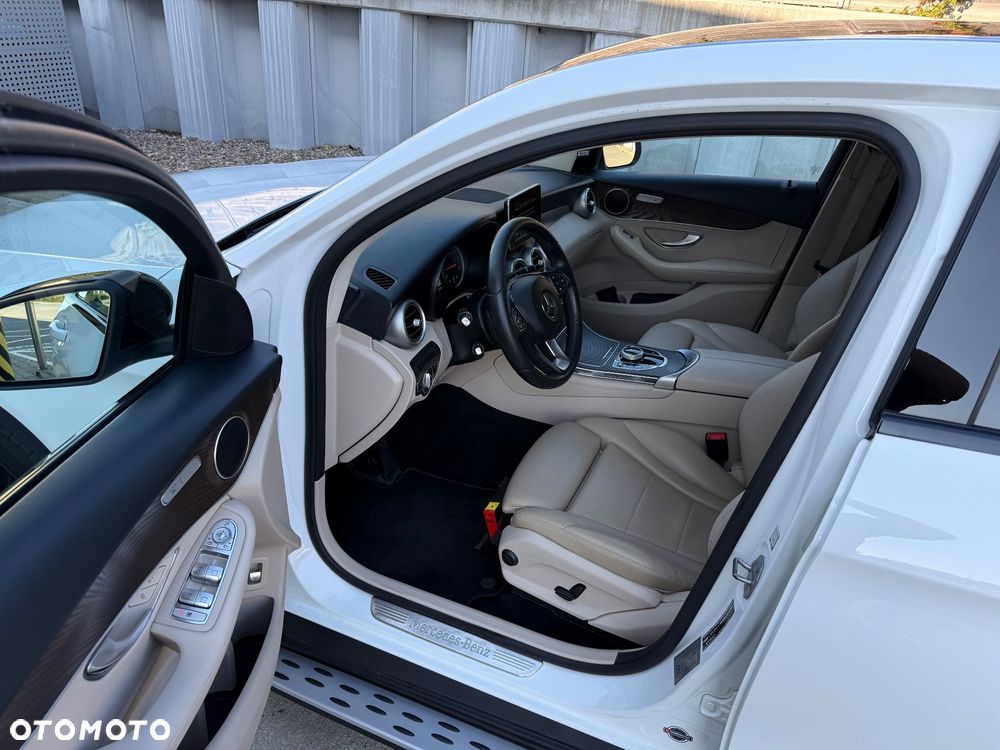 Mercedes-Benz GLC - 7