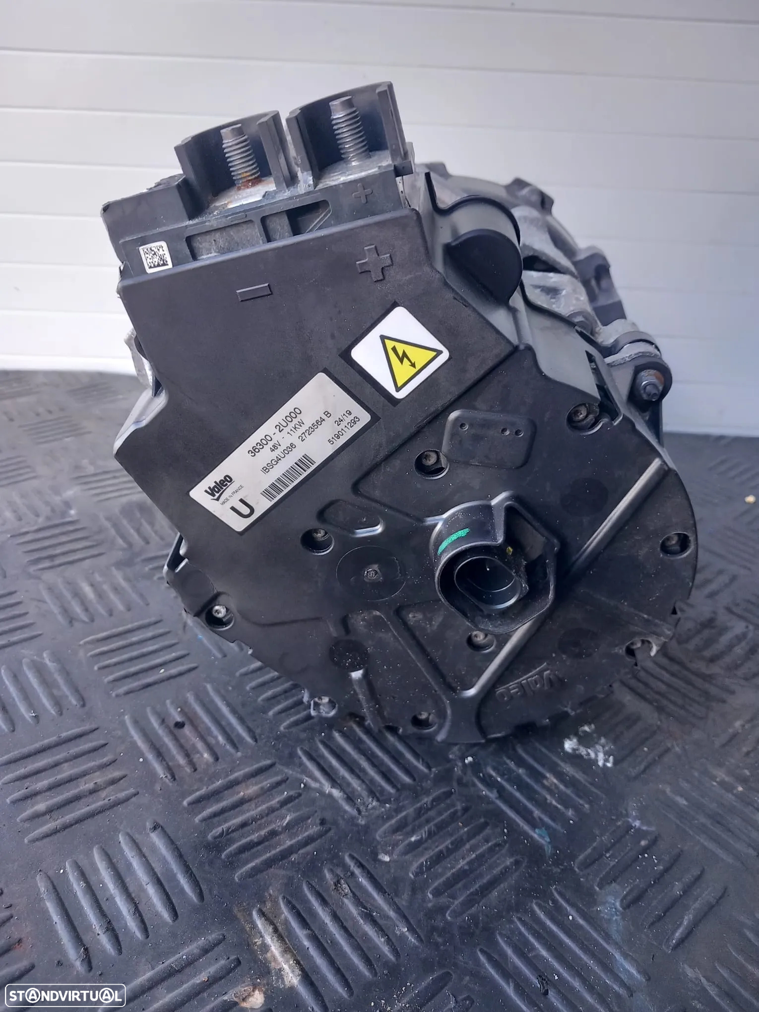 Alternador HYUNDAI TUCSON/KIA CEED/KIA SPORTAGE 1.6 CRDI Ref: 363002U000/2723564B - 4