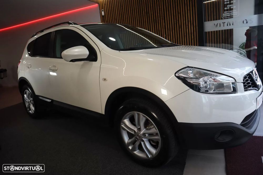 Nissan Qashqai 1.6 dCi Tekna Premium 17 360 S&S - 4