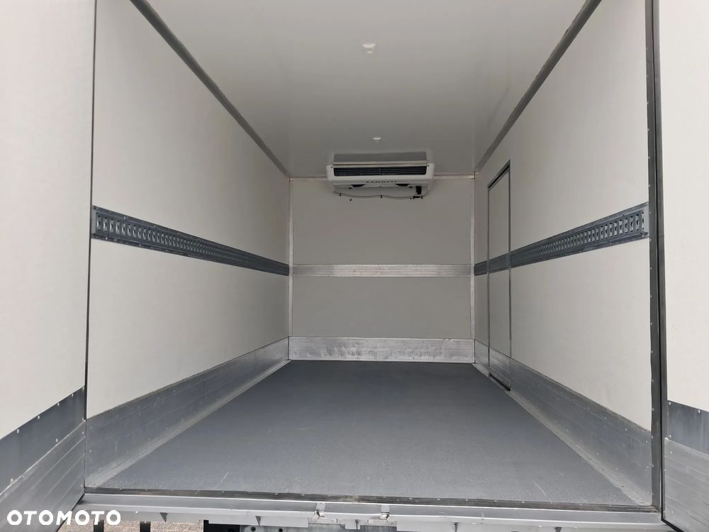Iveco 50C16  CHŁODNIA+WINDA  1 TONA SALON POLSKA 8-palet - 11