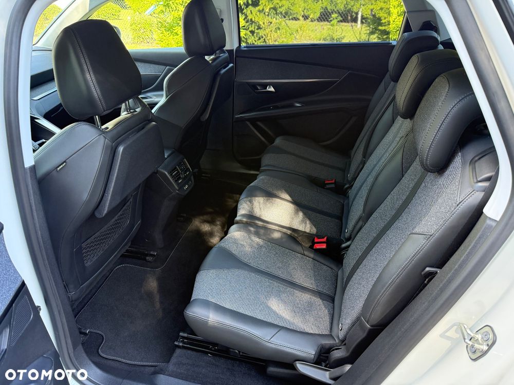 Peugeot 5008 BlueHDi 130 EAT8 Allure Pack - 21
