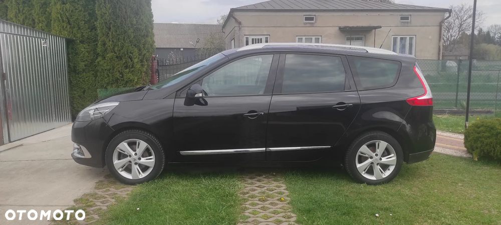 Renault Grand Scenic - 18