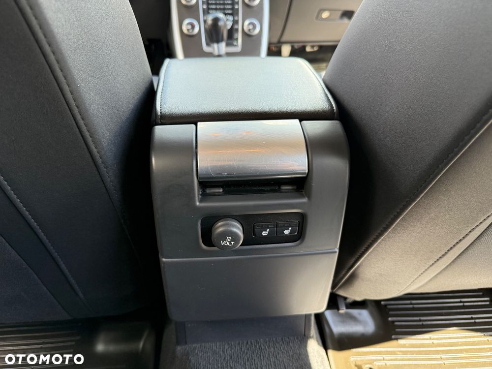 Volvo XC 70 D4 AWD Momentum - 23