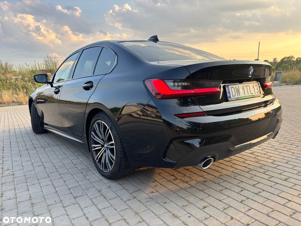 BMW Seria 3 320d xDrive mHEV M Sport - 19