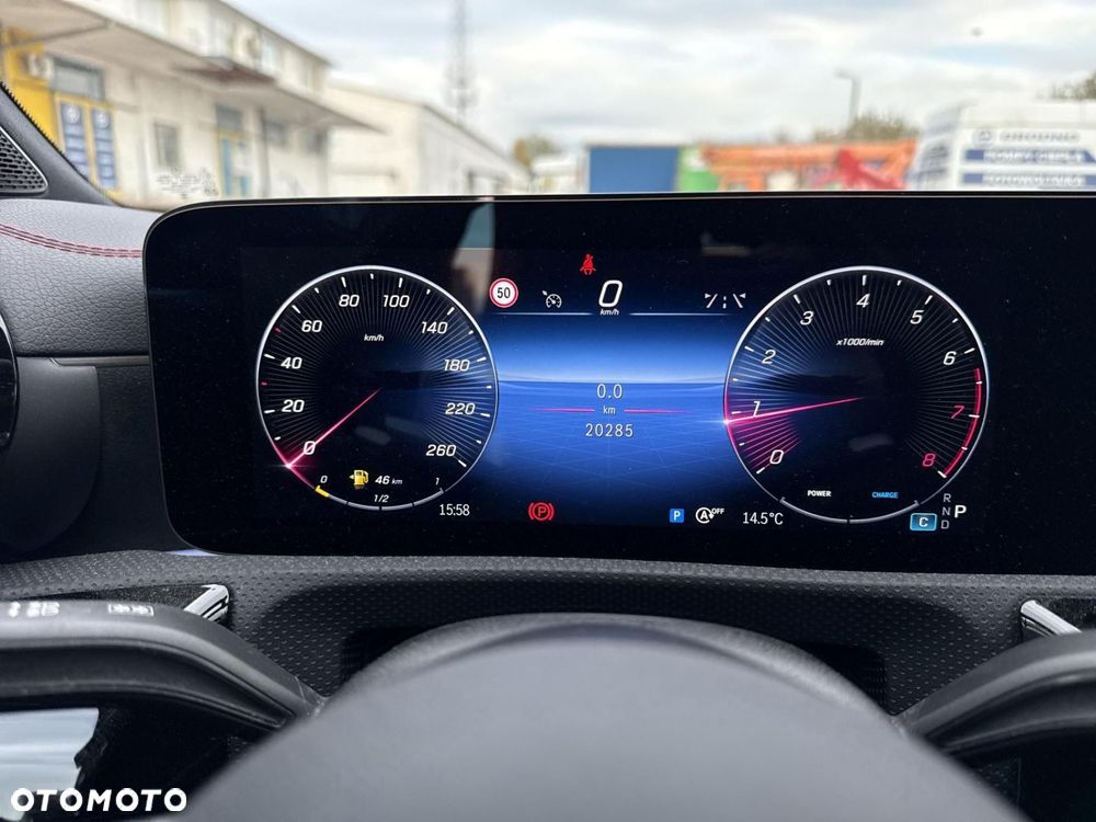 Mercedes-Benz CLA - 23