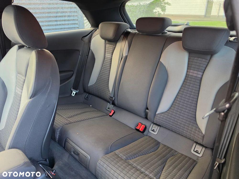 Audi A3 Sportback 1.4 TFSI Ambiente - 29