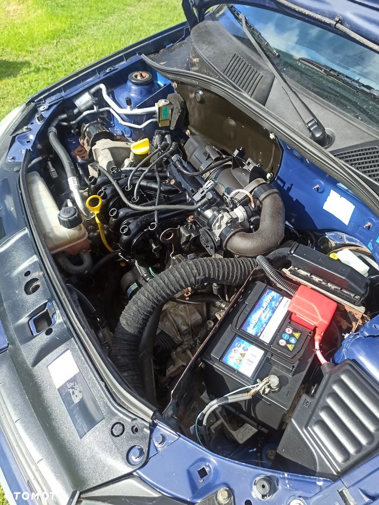 Renault Clio - 7